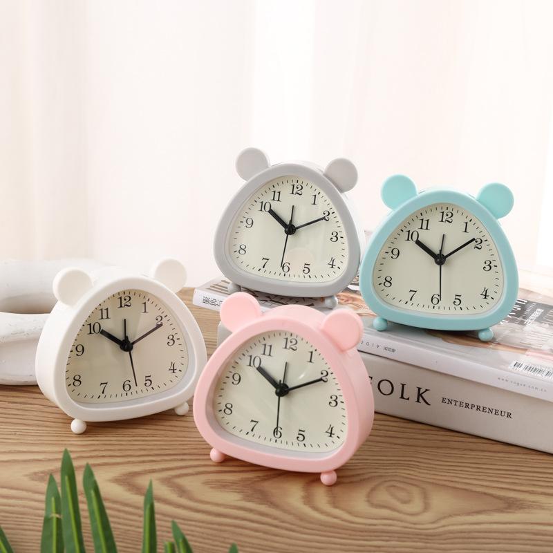 Cute Cartoon Quartz Clock Bear Alarm Clock Simple Children's Gift Bedside Clock