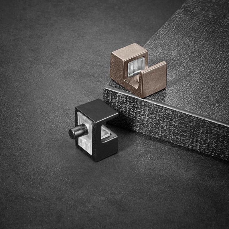 4 Stück Mehrzweck-Verstellbare Glas-Klemmenhalter für Vitrinen Schränke und Paneele aus robusten Zinklegierungs-Materialien
