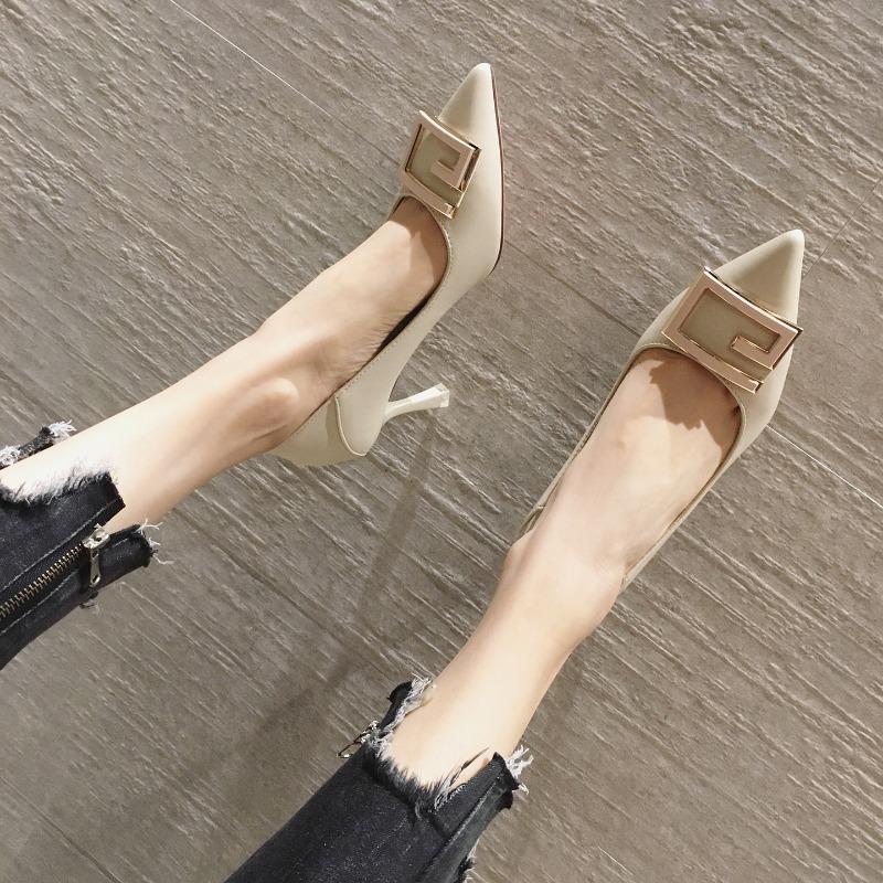 7-1 single shoes for women in autumn and winter, step on the heel square buckle pointed thin heel soft leather high heels 7.55.5 CM thick heel