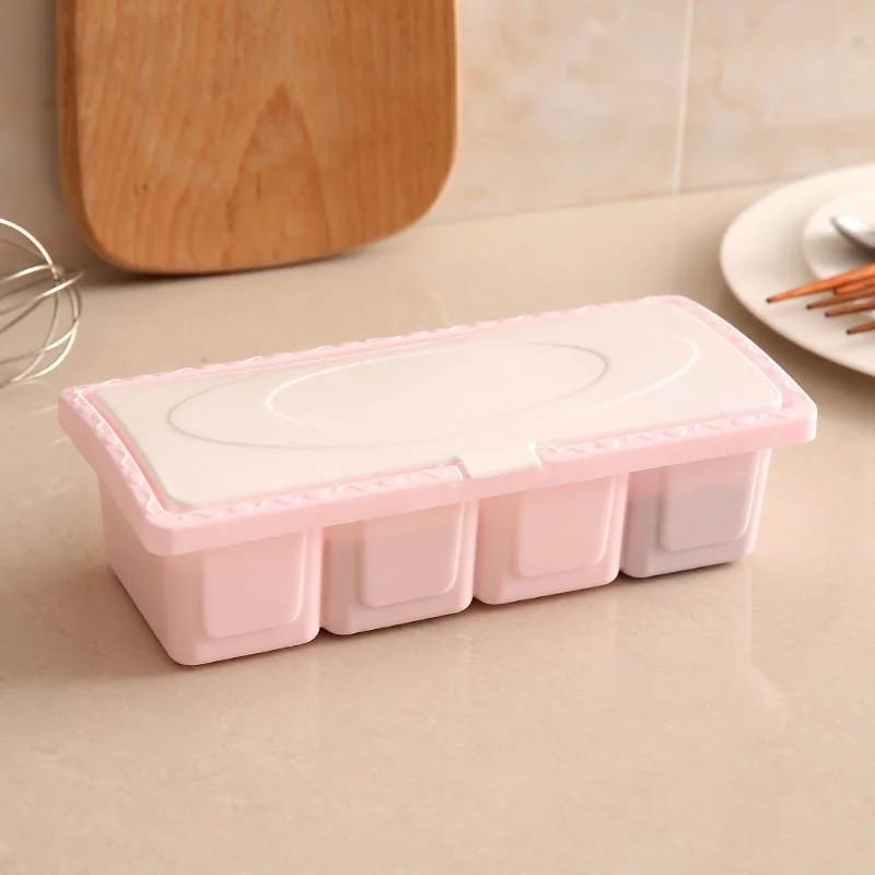 

Пластиковый набор приправ кухонные принадлежности Четырехсекционная коробка для приправ отделка бытовая пылезащитная ложка ложка для хранения приправ розовый