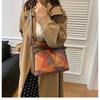 Ielgy Female Bag Large-Capacity Tote Bag High-End Retro Niche Shoulder Messenger Bag Commuter All-