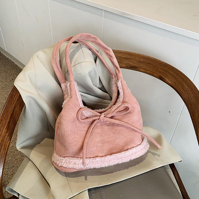 Retro Lamb Wool Large-Capacity Tote - Women s Autumn/Winter Fashion Handbag
