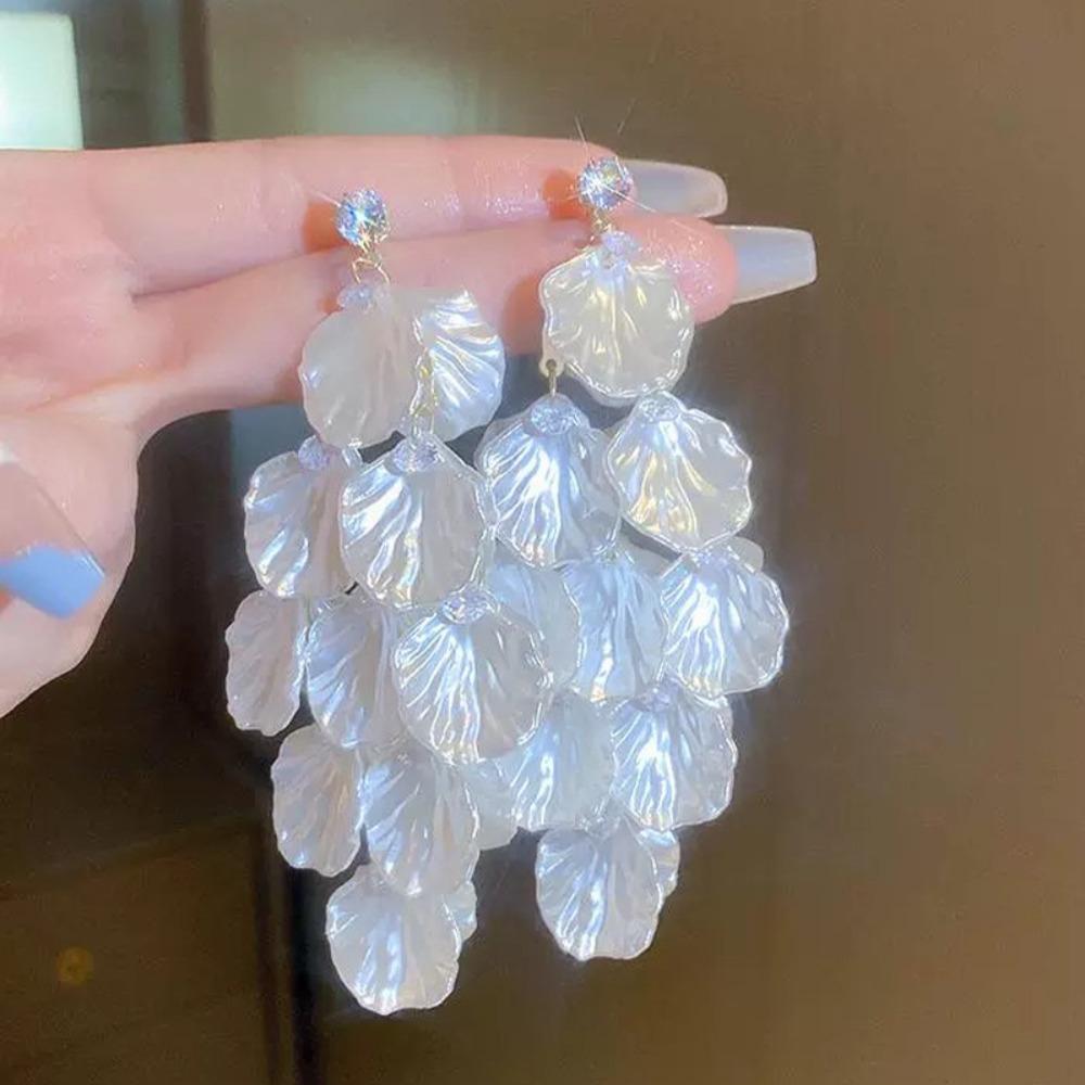 Retro Temperament Shiny Zircon White Petals Long Tassels Dangle Earrings for Women Cute Romantic False Piercing Ear Clip Jewelry