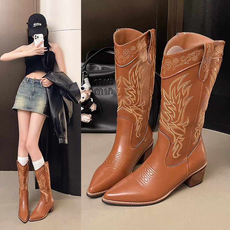 Women's Western Cowboy Boots Retro Embroidered Knight Boots Fashion Mid-Calf V-Notch Boot Pointed Leather Boots for Women Botas