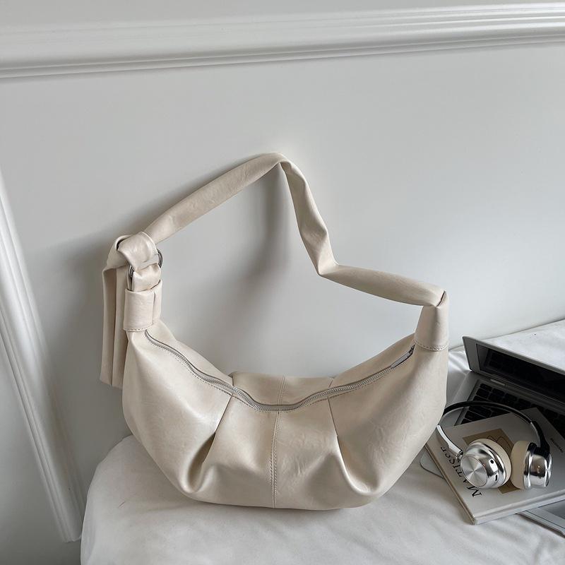Autumn large-capacity retro soft leather pleated dumpling bag lazy style simple casual shoulder bag