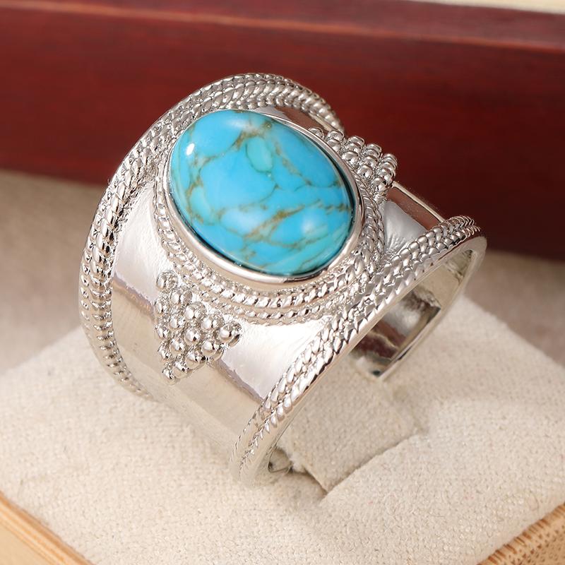 Vintage Exquisite Inlaid Oval Synthetic Turquoise Silvery Plated Wide Ring for Women Bohemian Style Banquet Jewelry Accessories
