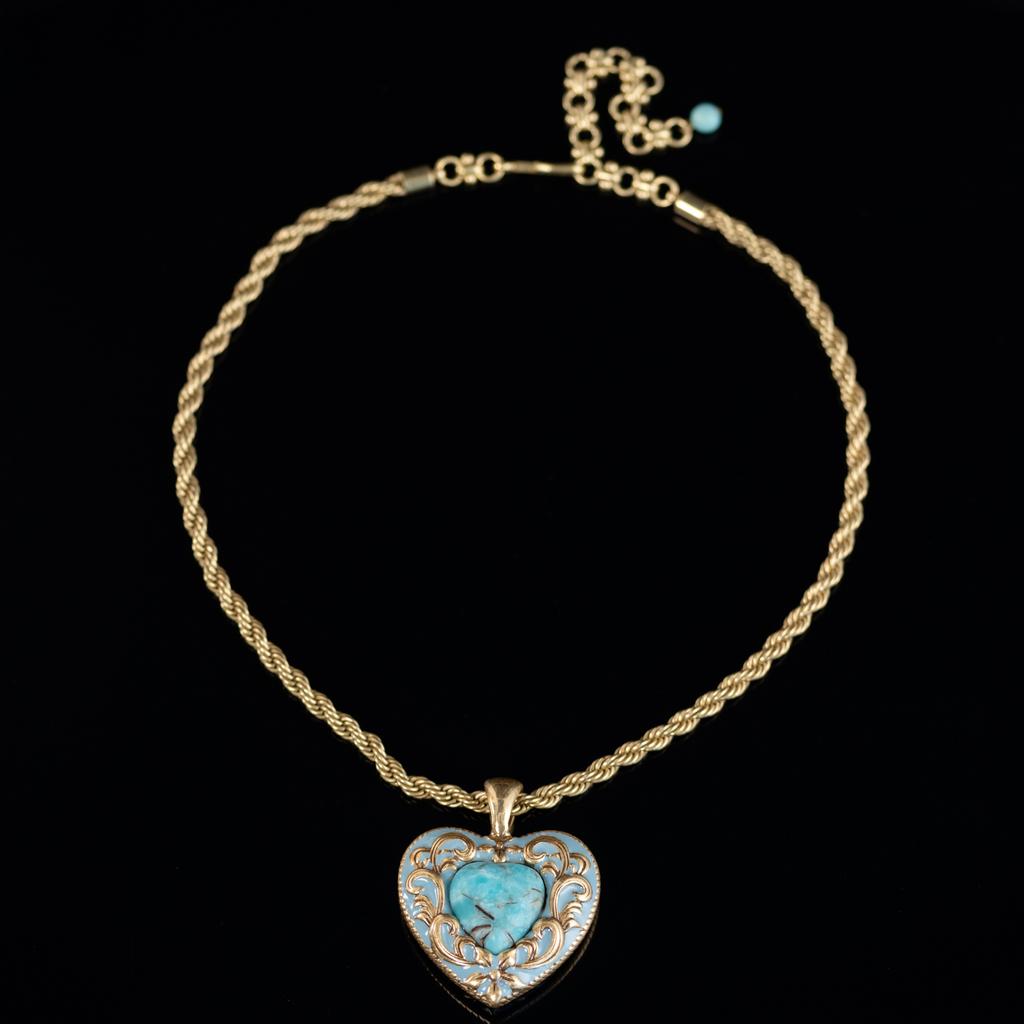 Medieval Vintage High Fashion Personality Temperament Exaggerated Retro Gold Necklace Women'S 25 Autumn New Necklace