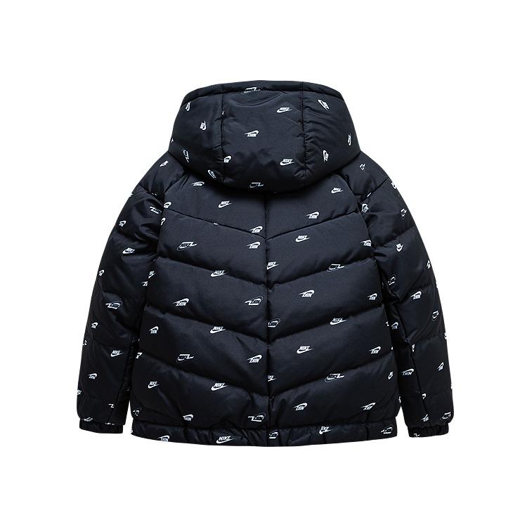 Nike Prošívaná péřová bunda s celoplošným potiskem loga Teplá Pohodlná Všestranná Dětská bunda Černá NY2242055GS-001