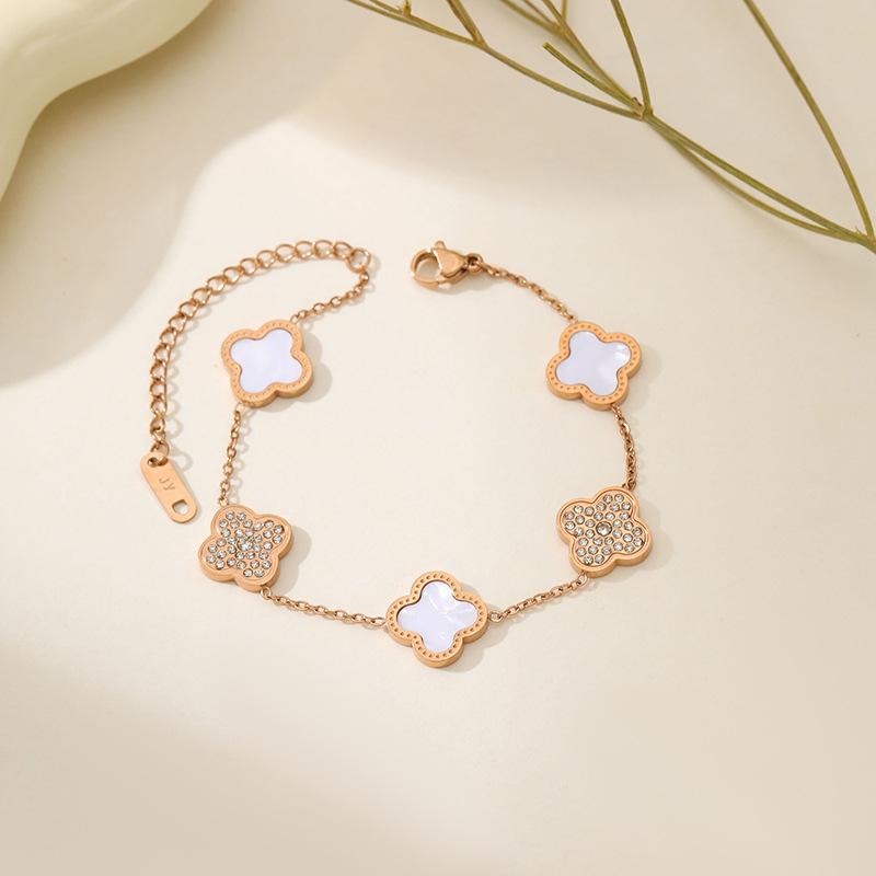 Fashion 18K Four-leaf Clover Bracelet Titanium Steel Light Luxury Senior Sense of Simplicity Fashion Versatile Bracelet