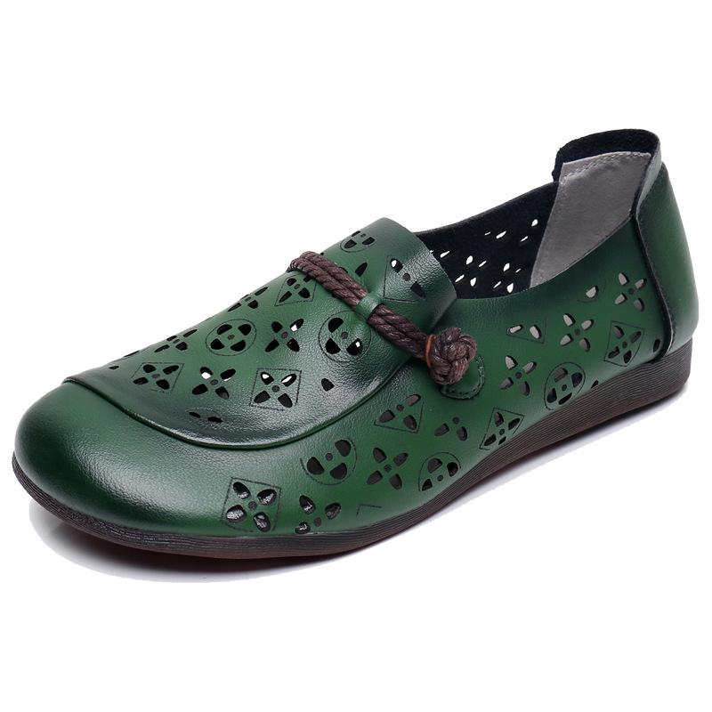 Leather round head flat bottom mother shoes soft sole soft surface comfortable foot women's single shoes deep mouth middle-aged women's leather shoes