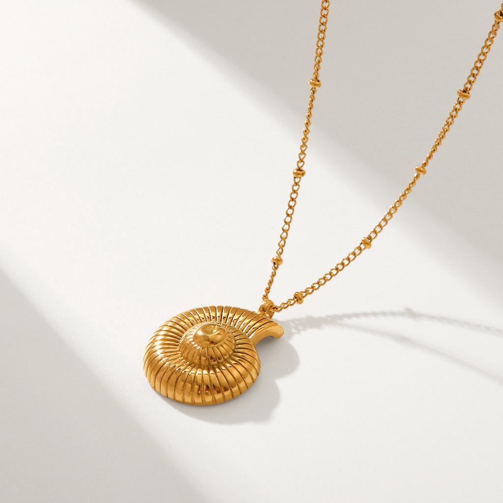 Stylish Conch Shell Pendant Titanium Steel Necklace For Women Unique Minimalist Design