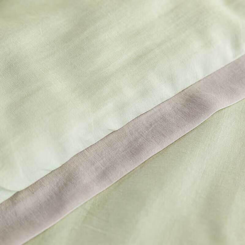 Hengyuanxiang Lightweight Silk Blend Quilt