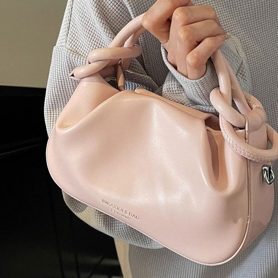 Premium Sense Super Fire Niche Bag Women's 2025 New Summer Versatile Messenger Bag Fashionable Portable Pleated Small Bag