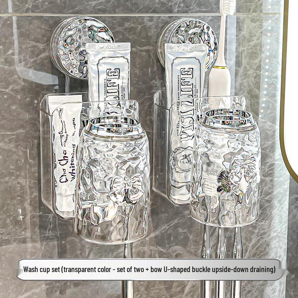 Nástěnný držák na zubní kartáčky se sací přísavkou a kelímkem na ústní vodu