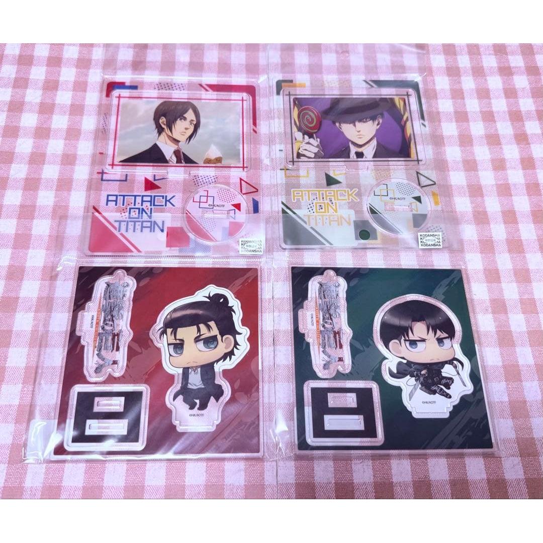Used Attack on Titan Levi Eren Acrylic Stand Summary