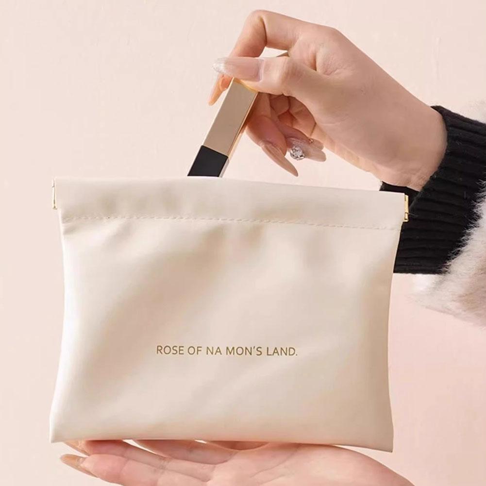 1PCS Mini Cosmetics Bag Shrapnel Storage Auto Closure Wired Earphone Pouch PU Coin Purse Portable Lipstick Makeup Organizer