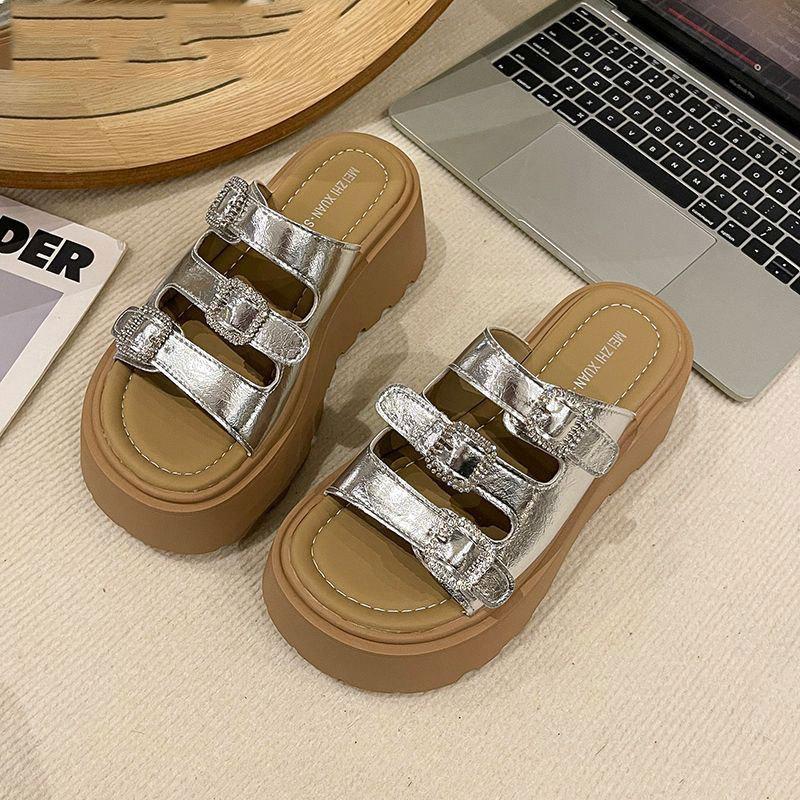 Small Thick Bottom Heightening Cool Slippers Women Wear 2025 Summer New Internet Celebrity Rhinestone Muffin High Heel One-word Drag