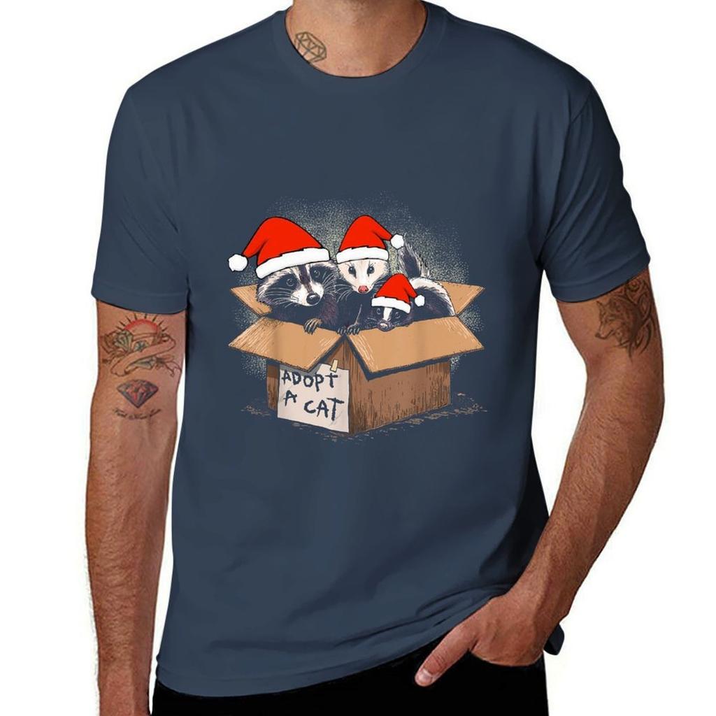 Santa Funny Unisex Unisex Kid Christmas Art Box Raccoon Opossum Skunk Gift Vintage Tshirt Casual All Match Short Sleeve Tshirt