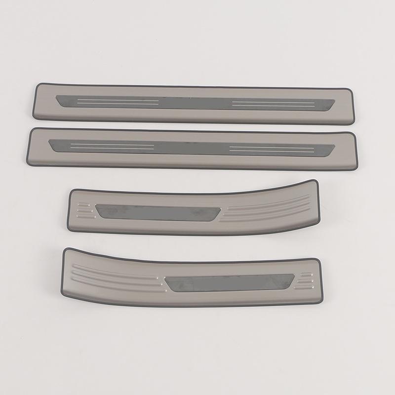 Geely 23 Galaxy L7 Stainless Steel Threshold Decorative Stickers & Anti-Scratch Welcome Pedal Trim