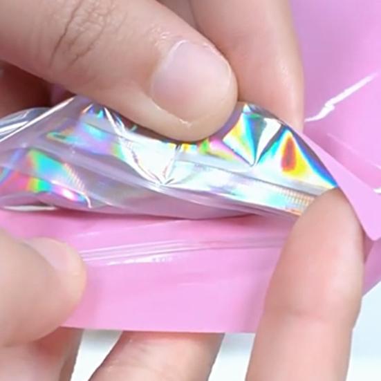 100 ks Samolepicí sáčky Víceúčelové Přenosné Holografické Balicí sáčky Uzavíratelné Sáčky z hliníkové fólie proti zápachu Zipové sáčky s průhledným okénkem
