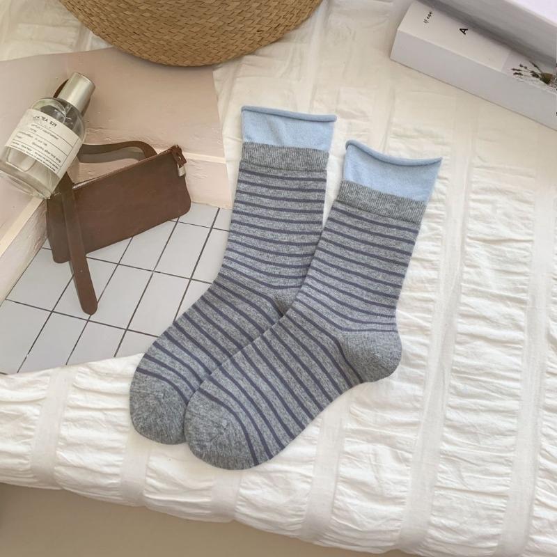 Women's New Autumn Trend Striped Color Breathable Tube Socks
