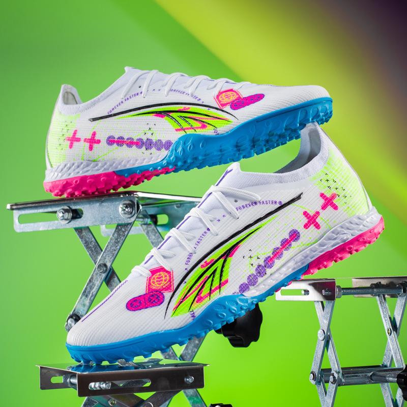 Low-top thorn 15 football shoes World Cup tf broken nails artificial turf AG nails leather foot training shoes for male and female students