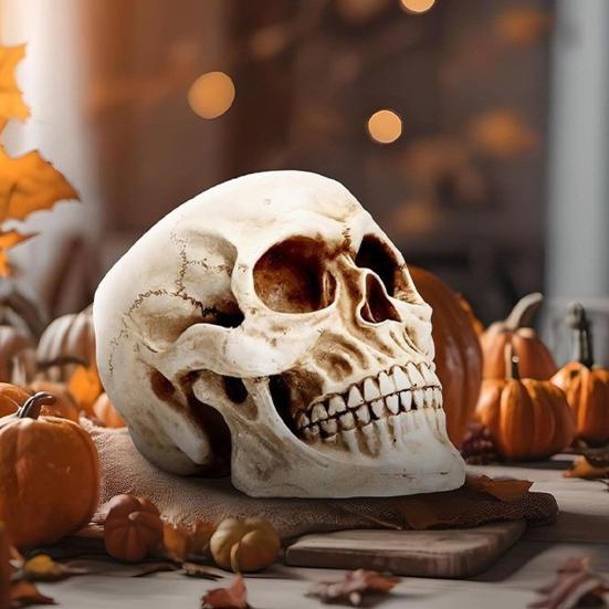 Skull Ornament Realistic Details Resin Crafted Desktop Skull Statue Halloween Office Home Desk Accessory