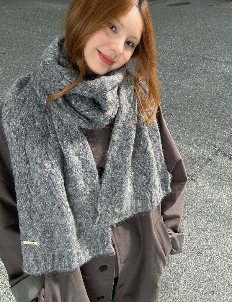 High-grade quality alpaca wool knitted scarf women's winter solid color versatile warm high-grade wool scarf manufacturers wholesale