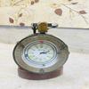 Orologio da tavolo in ottone con supporto in legno Orologio con custodia in pelle