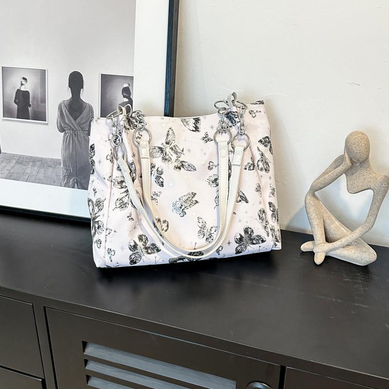 Trendy Pu Leather Shoulder Bag For Women With Unique Print And Zipper Closure