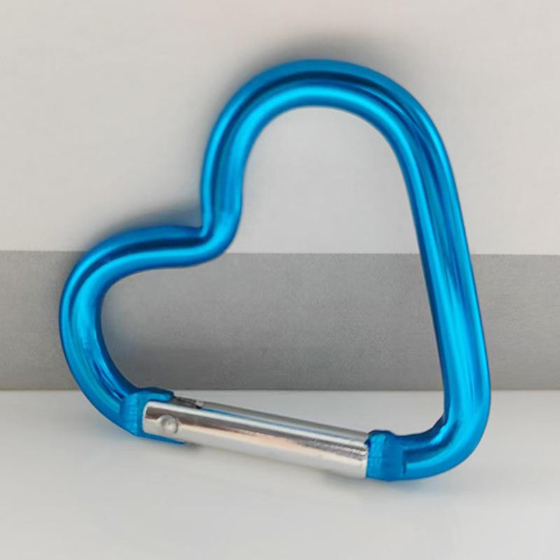 Heart-Shaped Multicolor Aluminum Carabiner: Lightweight Quick-Release Keychain for Outdoor Backpacks