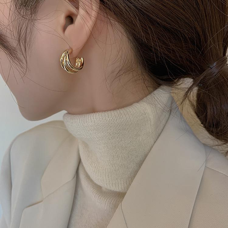 Female Coldness Style Personalized Earrings золотой