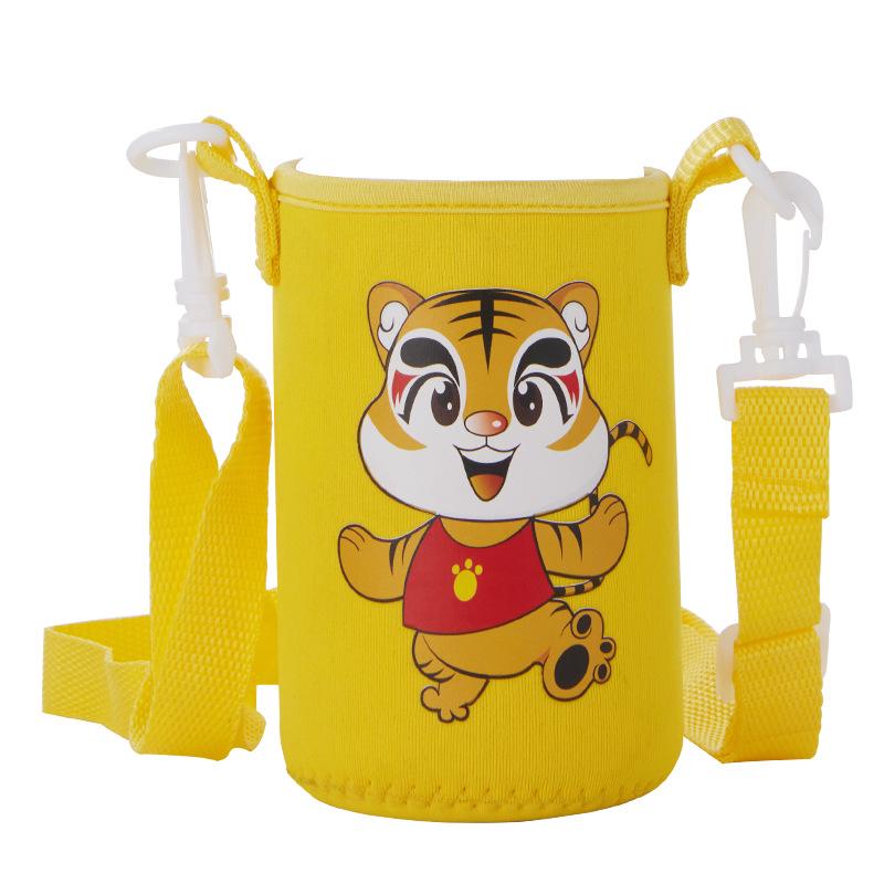 

Children s Portable Summer Water Cup with Duckbill Straw – Ideal for Students and Outdoor Sports 480ML