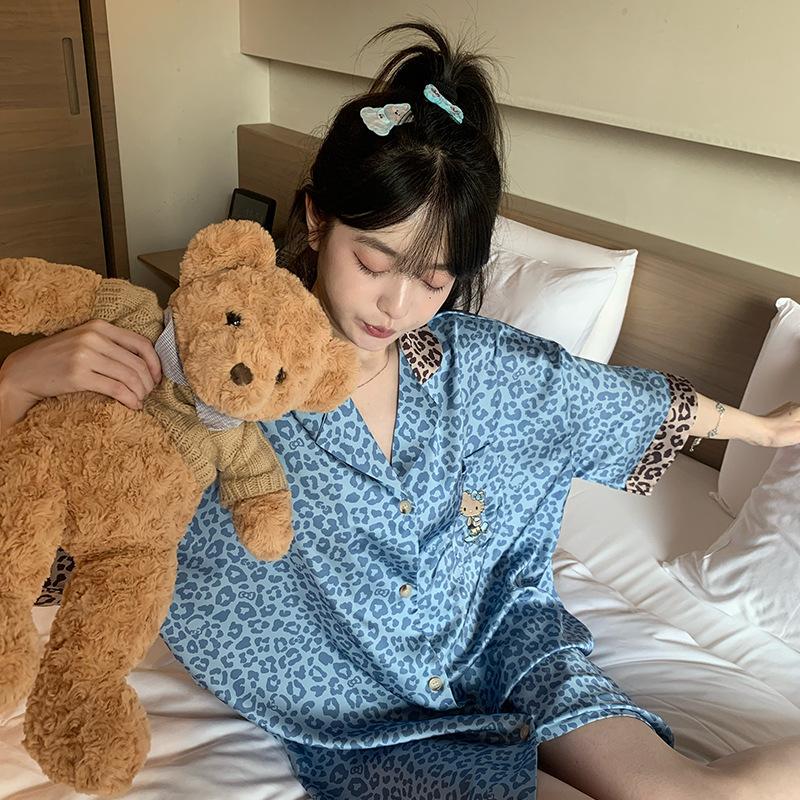 

[Leopard print kitten] Spring and summer high-end sweet sister cute ice silk pajamas women s medium-sleeved loungewear petticoat silkworm Weisi One size fits all