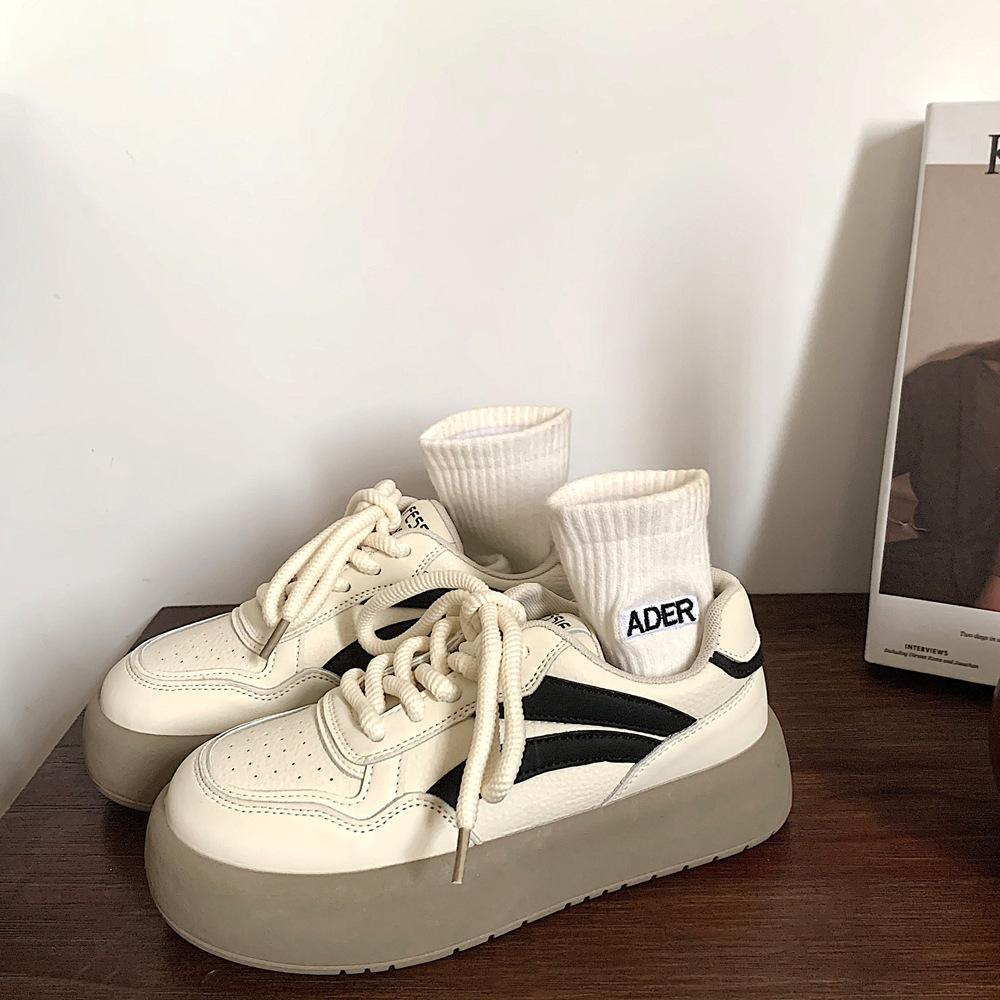 

Jinyu deer 2025 summer new niche retro platform white shoes ins super fire port style light casual shoes 40 чорний