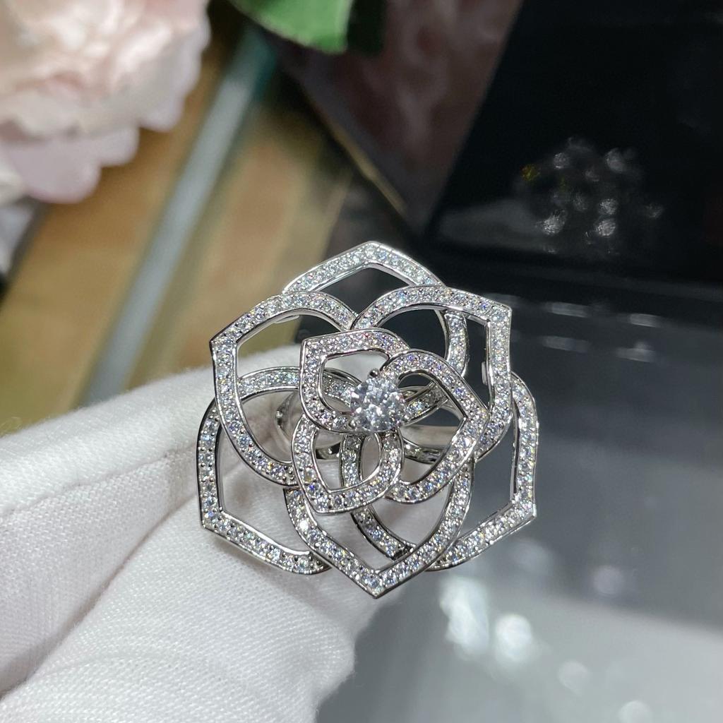 Vintage Hot Brand Women's Ring Luxury Jewelry For Women Designer Pure 925 Sterling Silver High Quality Lady Party Lock Rings