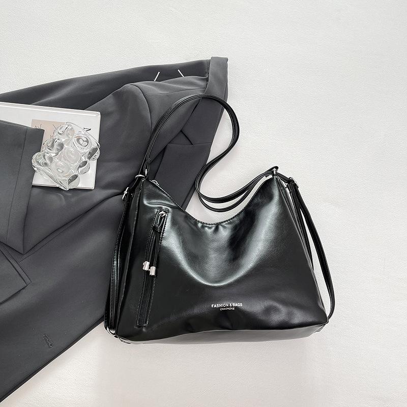 Enkel och rymlig retro tygkasse temperament mode axelväska trendig student avslappnad temperament bärbar budväska