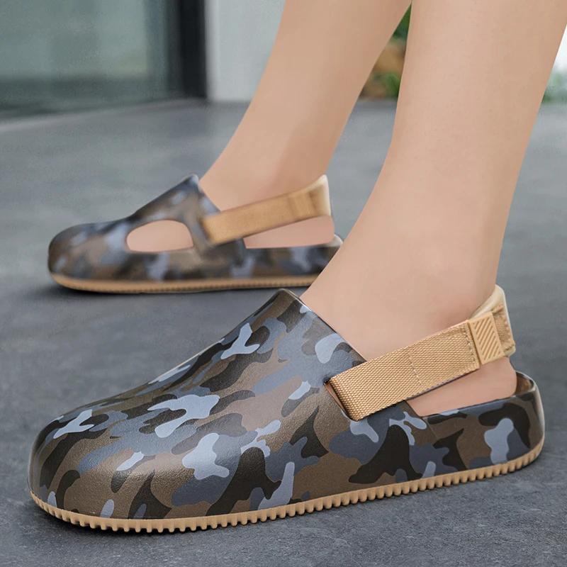 Fashion Brand Men Clogs Sandals Camouflage Casual Shoes EVA Lightweight Sandles Man Colorful Shoes for Summer Beach Zapatillas Hombre