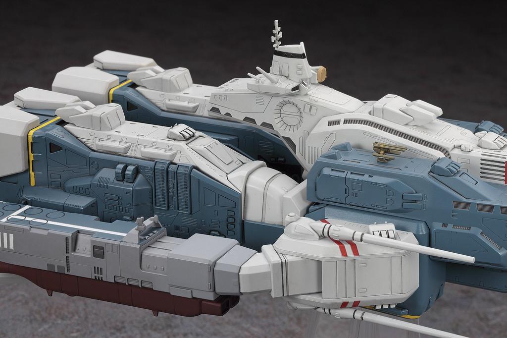 Hasegawa Super Dimension Fortress Macross Macross Fortress Ship with Prometheus Daedalus Scale Plastic Model Kit 65830 SDF-1 & 1/4000