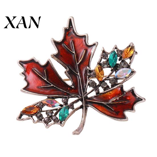 Vintage Style Brooch Pin Autumn Maple Leaf Design Zinc Alloy with Rhinestone Inlay Suits Coats Sweaters Badge Formal Wear Accessory Fall Season