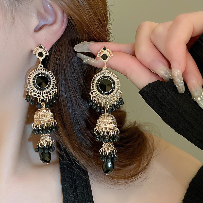 Real Gold-Plated Silver Needle Heart-Shaped Freshwater Pearl Earrings, Vintage Chinese Style