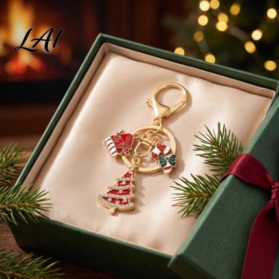 Festive Keychain Accessory Christmas Santa Tree Snowman Keychain Golden Plated Zinc Alloy Pendant Handbags Decorative with Lobster Clasp Holiday