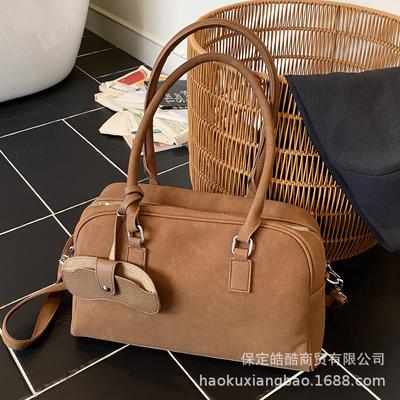 Large Capacity Bag Women's 2025 New Fashion High Sense Retro Shoulder Bag Commuter Versatile Pillow Bag Big Bag
