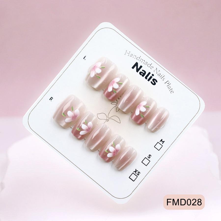 Cat's Eye Model, Beautiful Temperament, Little Fairy, Royal Sister Style Nail Art, High-end Niche 10 Pieces, Sub-size Wearing Nail