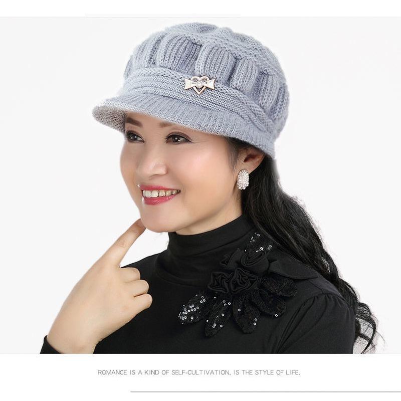 Middle Aged and Elderly Hats, Children's Knitted Woolen Hats, Women's Warm Ear Protection Hats with Velvet, Mothers' and Grandmothers' Hats