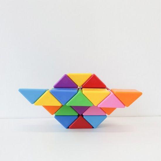 Bellbaby Magic Cube Magnetic Blocks - 32pcs Triangle Rainbow Set