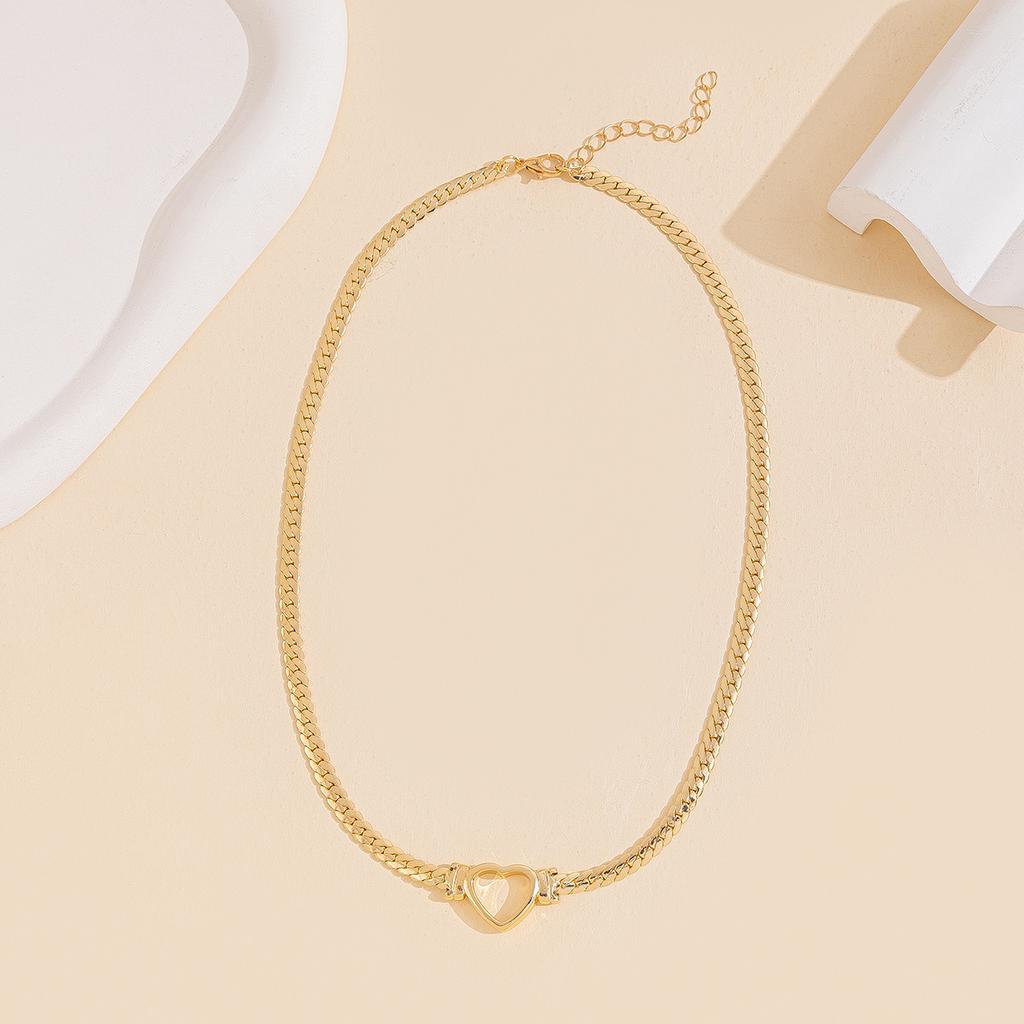 1 PC Zinc Alloy Heart Cuban Chain Necklace For Women, Vintage Statement Choker Jewelry