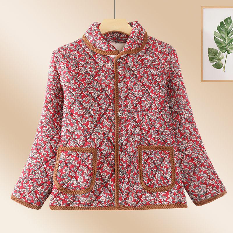 Floral Lapel Cotton Padded Jacket: Thick, Short Style for Middle-Aged and Elderly Women, Perfect for Autumn and Winter.