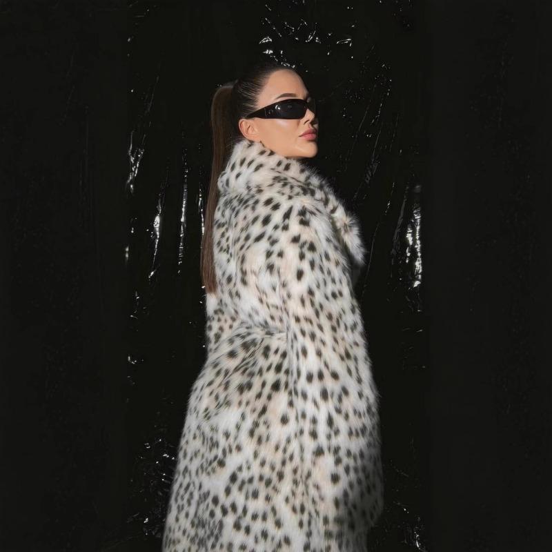 Imitation Fur Autumn and Winter New Leopard Print Women's Coat Long Imitation Fox Fur Coat Women's Clothing