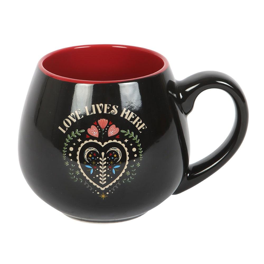 Something Different Love Lives Here Folk Heart 500ml Mug